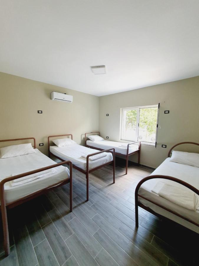 Klerichi Hotel Tirana Esterno foto