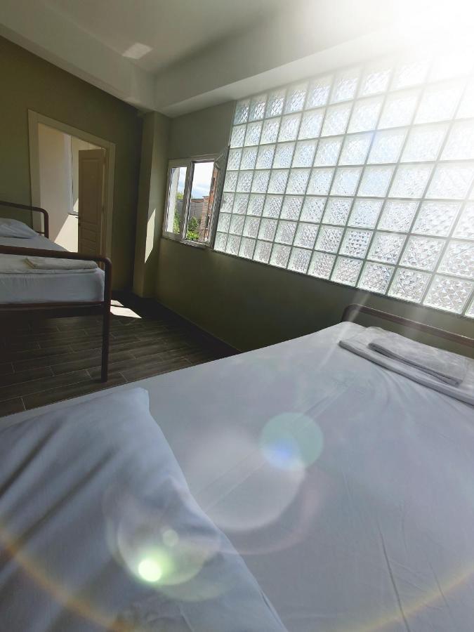Klerichi Hotel Tirana Esterno foto